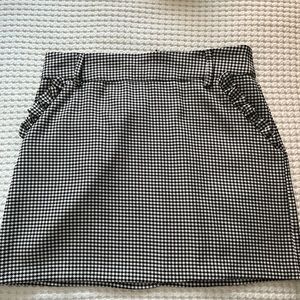 FOREVER21 Herringbone Mini Skirt